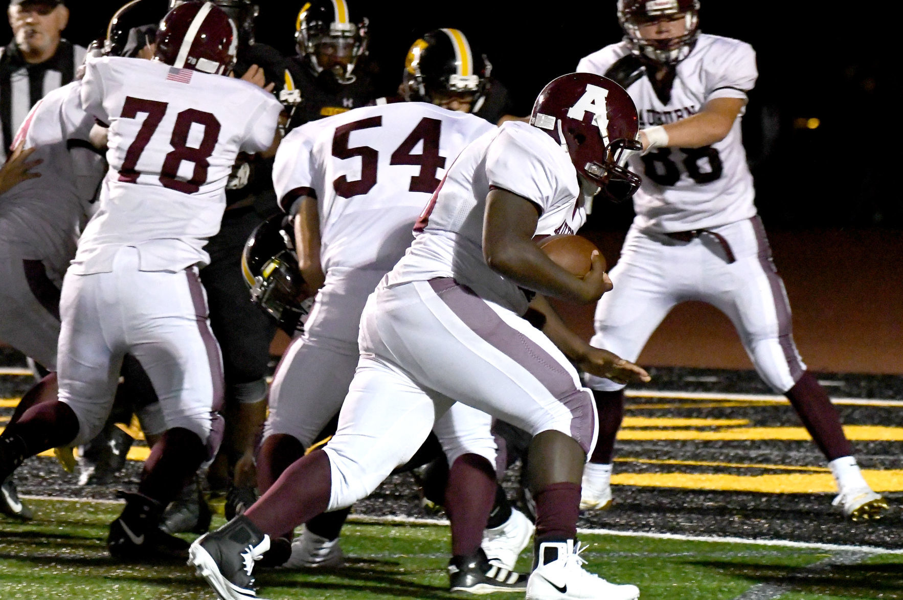 Auburn Henninger Football 15.JPG